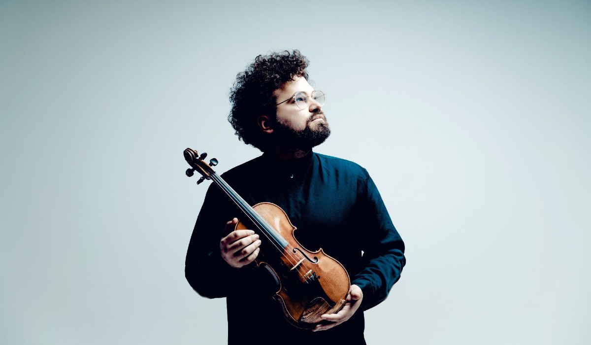 Jonian+Ilias+Kadesha+c