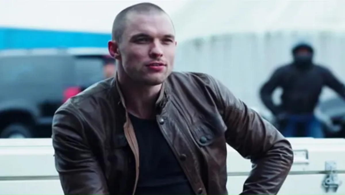 Ed-Skrein-47