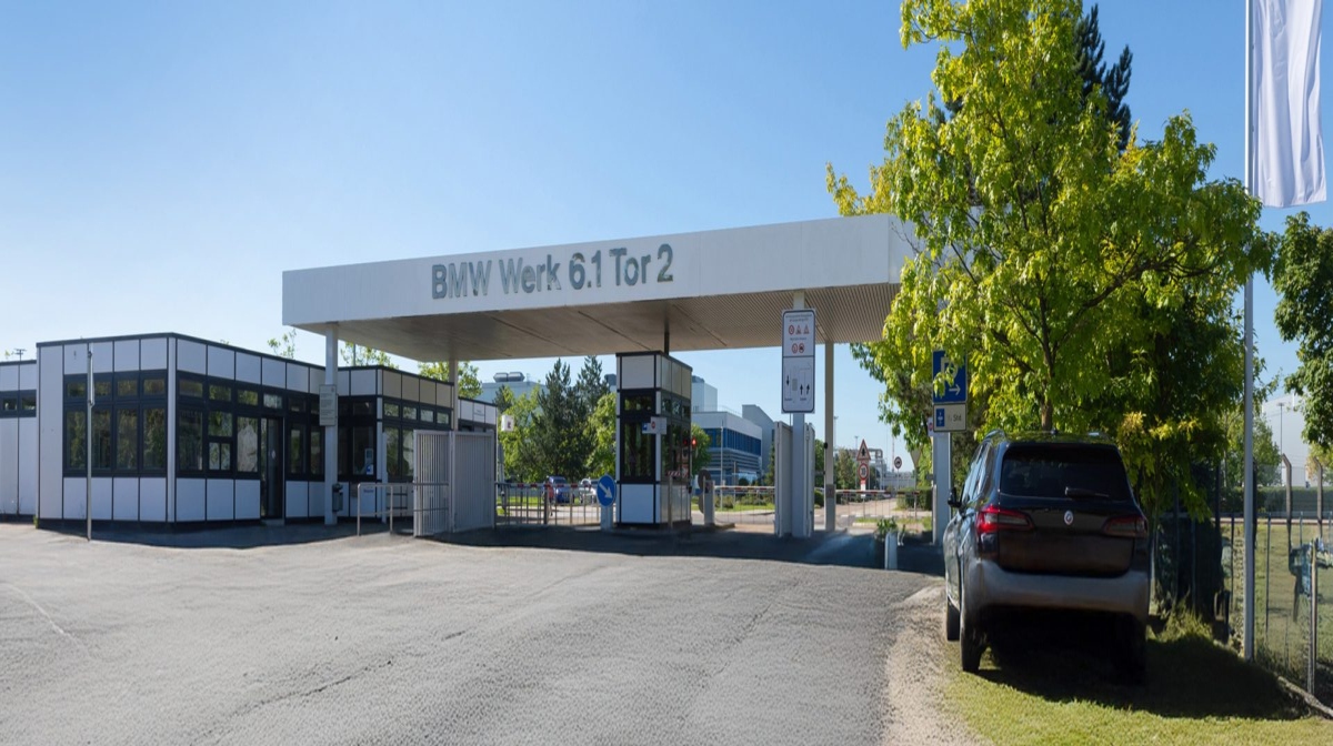 bmw-group-werk-regensburg-factory-123