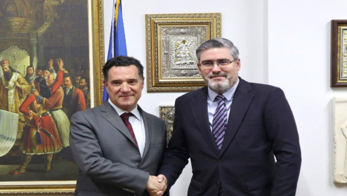 HCjtzljXAAAcrl-8888888