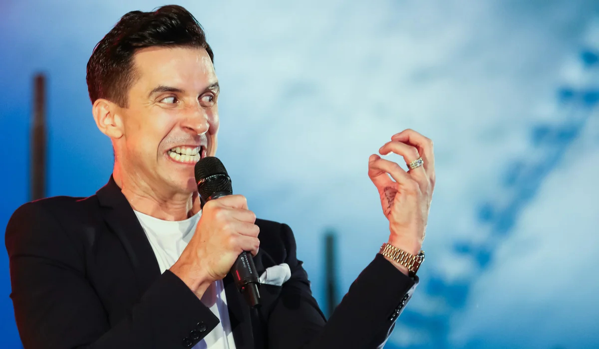 Russell-Kane-0347