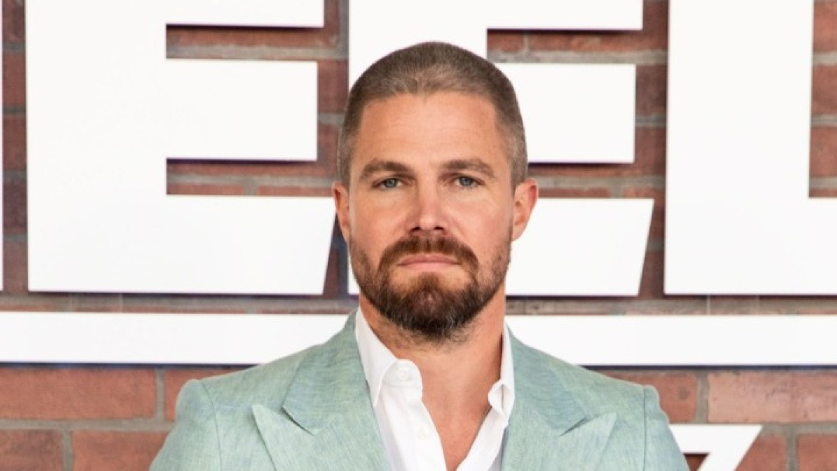 Stephen Amell
