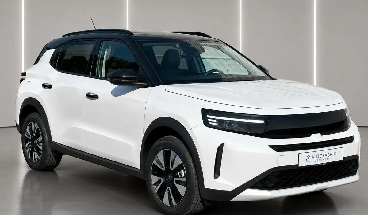 Opel-Frontera-Hybrid-145-PS-09026
